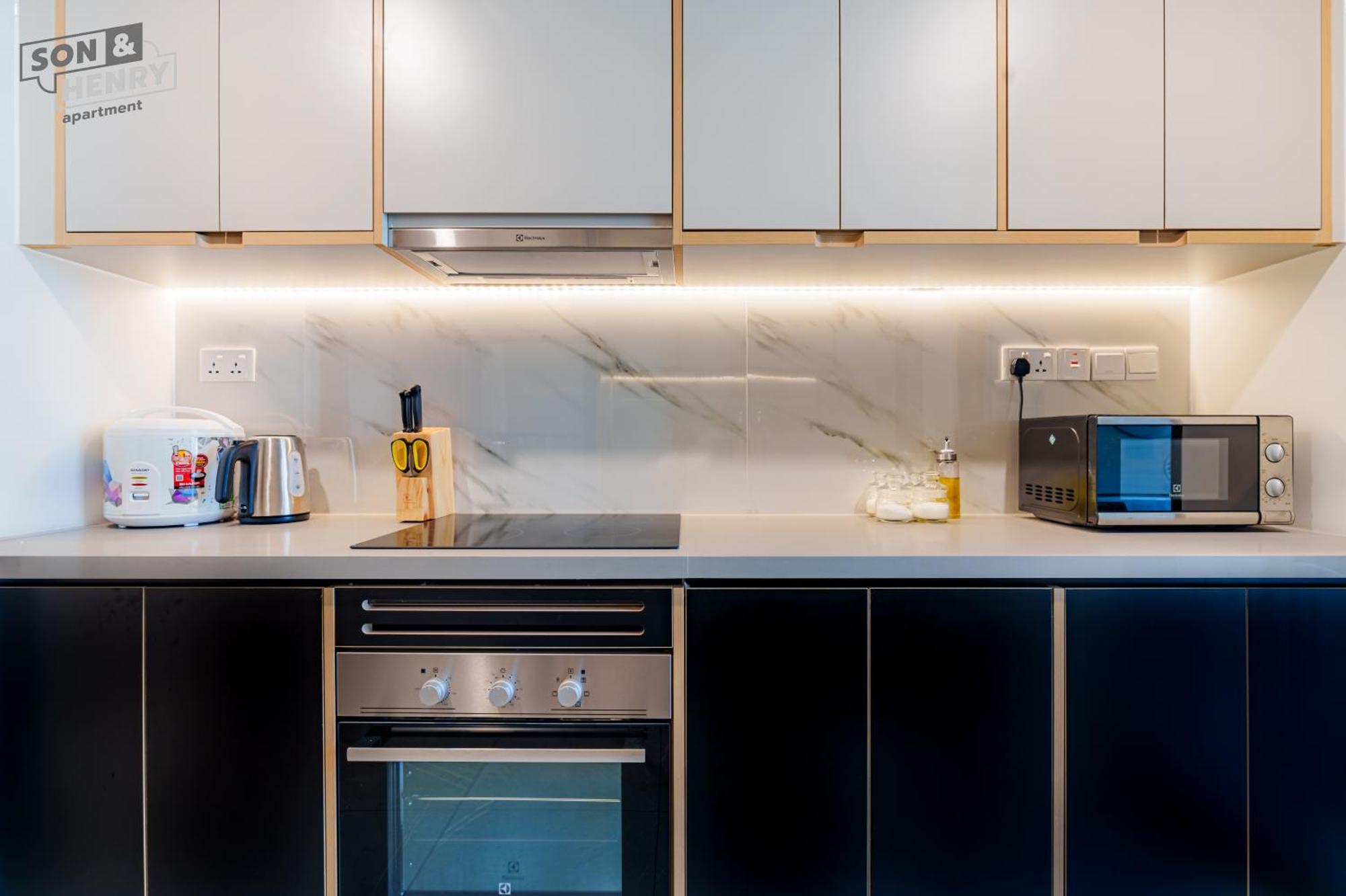 Son&Henry Zenity District 1 Apartment Хошимин Екстериор снимка