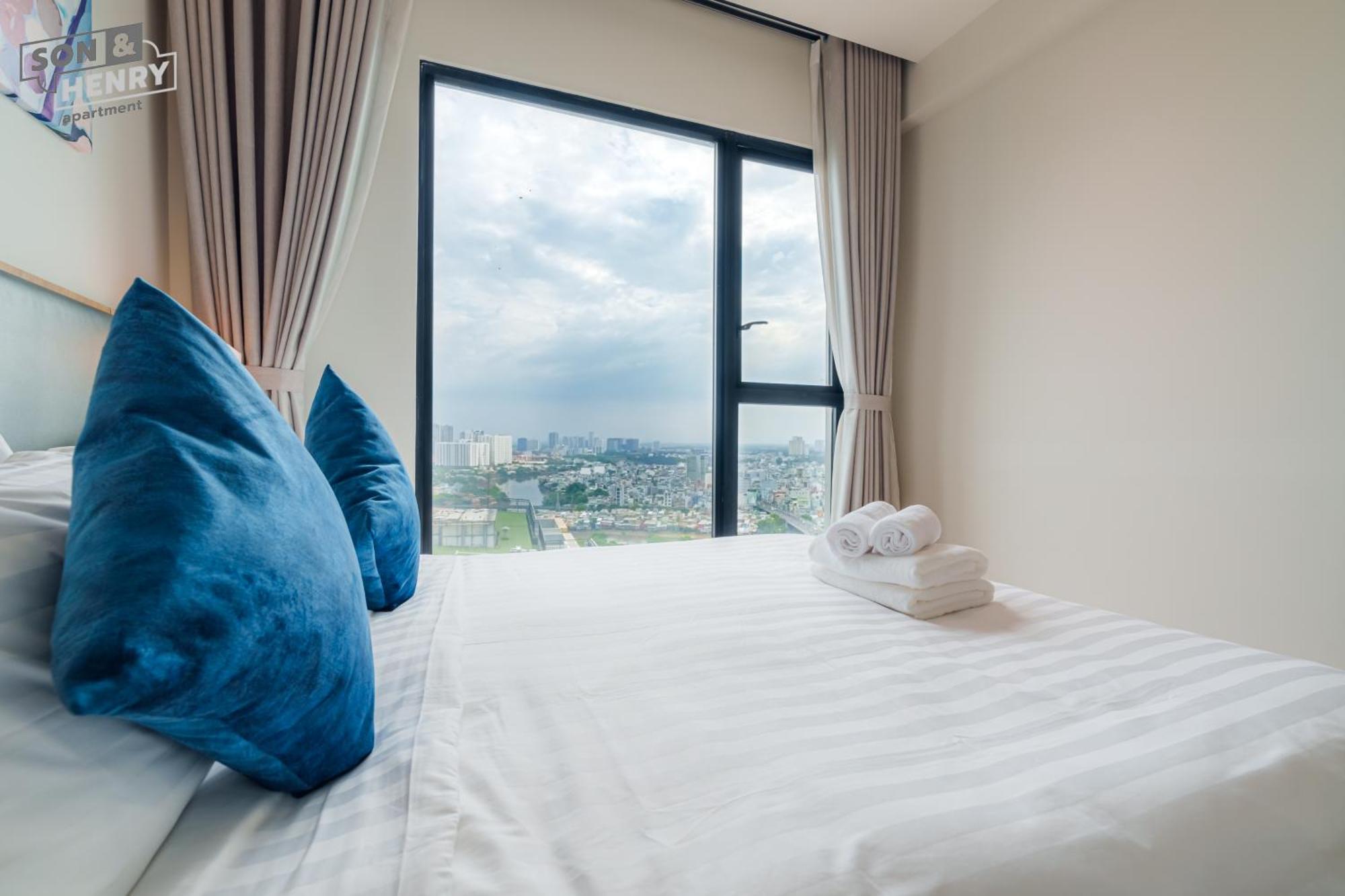 Son&Henry Zenity District 1 Apartment Хошимин Екстериор снимка